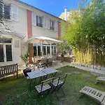 Le Jardin De Charenton A Paris